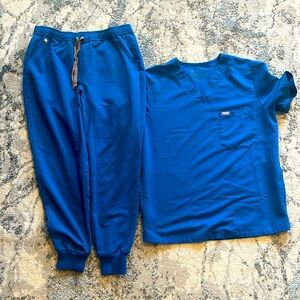 Men’s Alps Blue FIGS scrub set